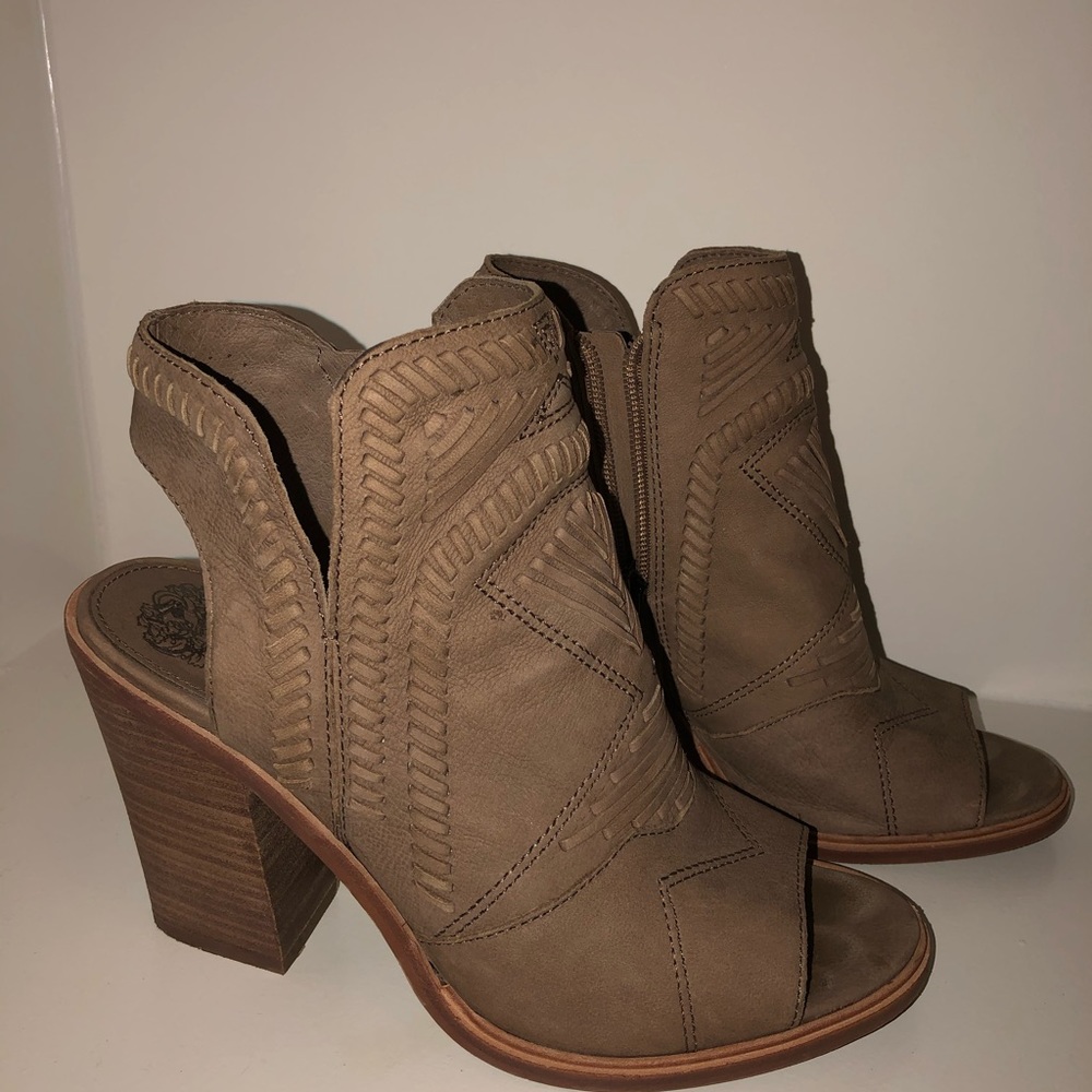 Vince Camuto Heel